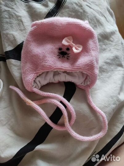 Шапочки новые на новорождённую девочку