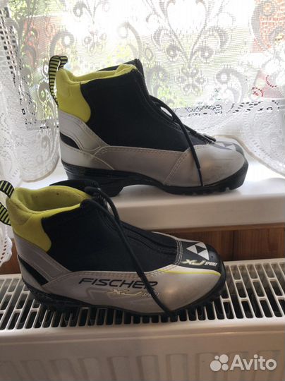 Лыжные ботинки fischer 33