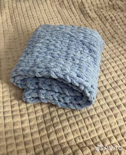 Вязанные шарф и шапка