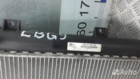 Радиатор системы охлаждения skoda octavia A5 (LBG0