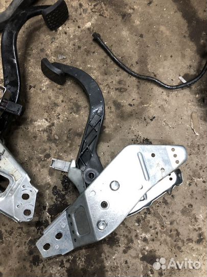 Педали Opel Astra G Опель Астра Джей