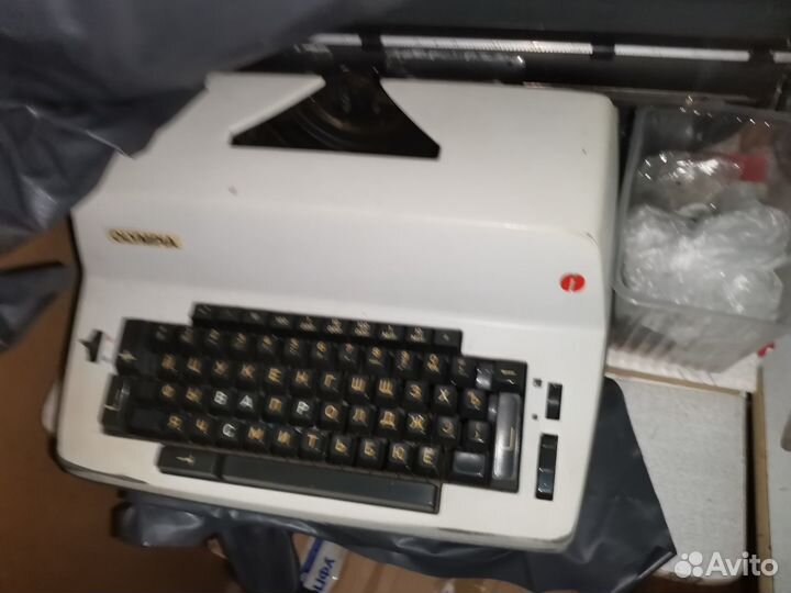 Пишущая машинка Olympia электрическая