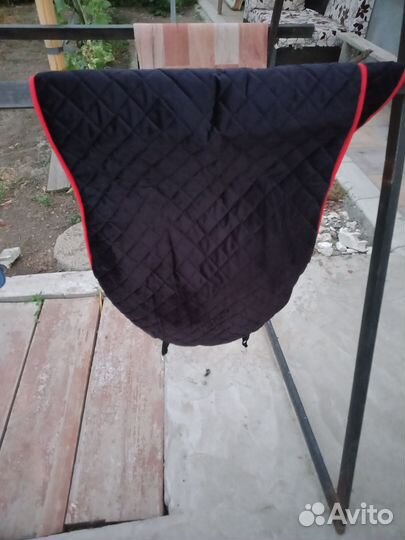 Чехлы на автомобильные сидения