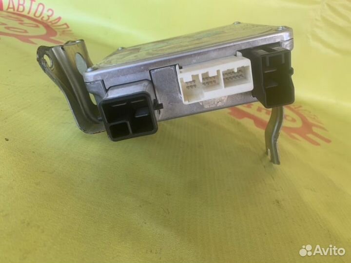 Блок управления рулевой рейкой Toyota Rav4 XA30