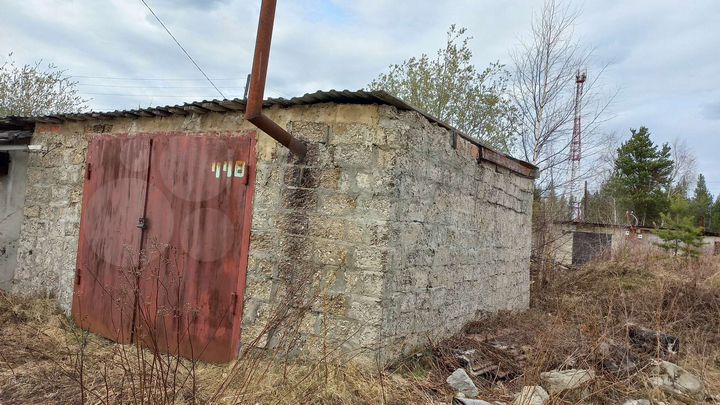 Гараж, > 30 м²