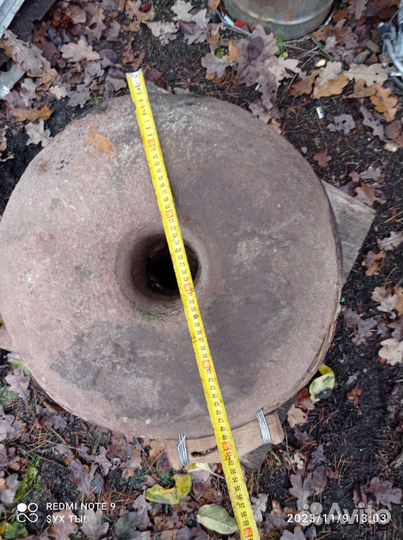 Каменные жернова