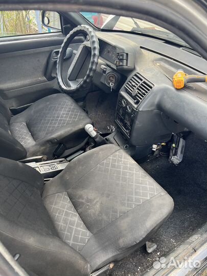 Запчасти на ваз 2110 2112 бу