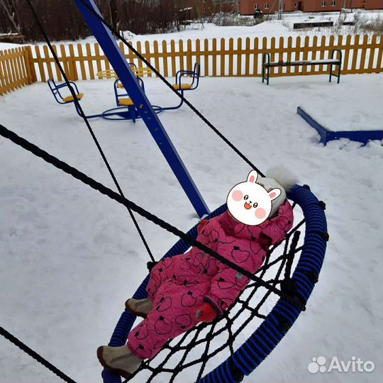 Зимний комбинезон для девочки