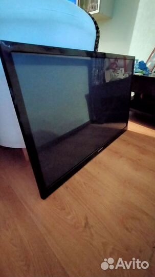 Телевизор на запчасти