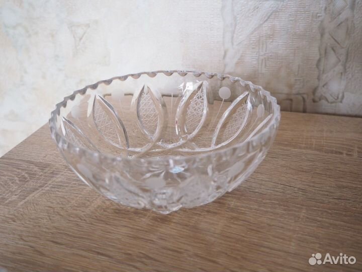 Новый хрустальный салатник Гусь-Хрустальный