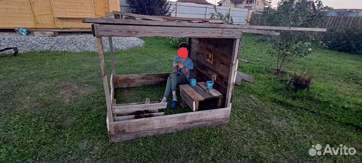 Дом из дерева для детей