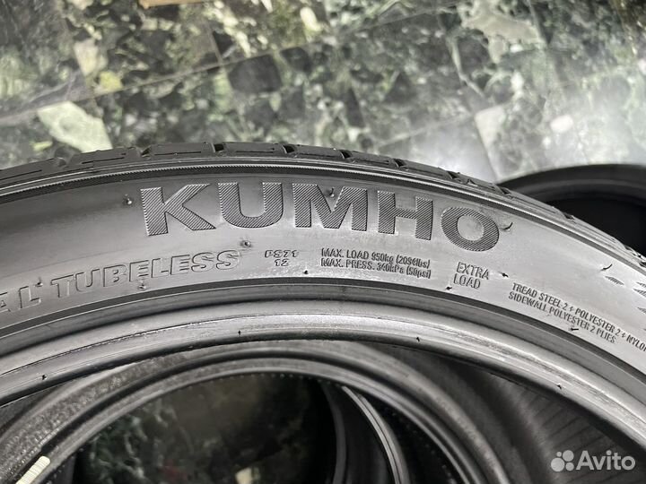 Kumho Ecsta PS71 SUV 285/35 R22 106Y