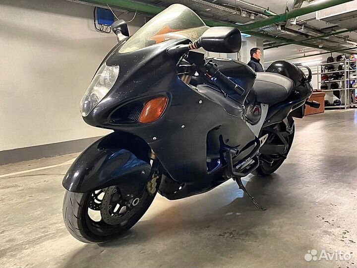 Продается легенда Suzuki GSX 1300 R Hayabusa