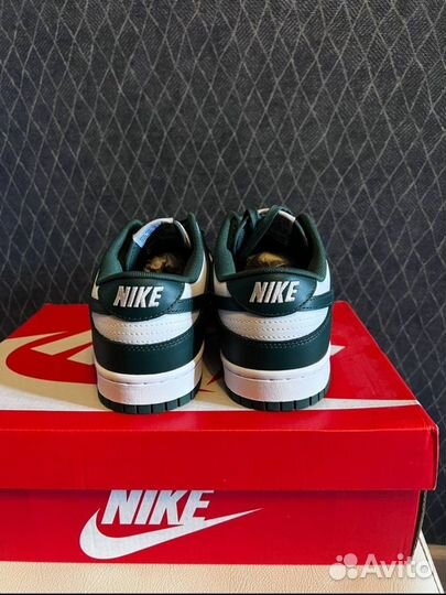 Кроссовки nike dunk low varsity green