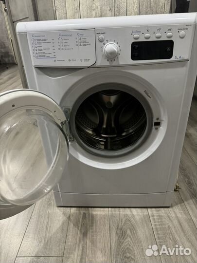 Стиральная машина indesit 5кг