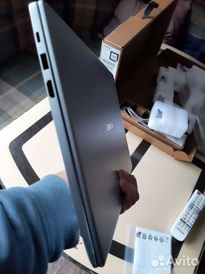 Huawei matebook d15 BOD-WDI9 8 256