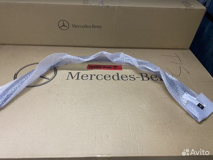 Накладка крыла переднего левая Mercedes X253 GLC