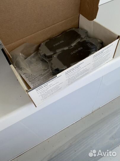 Задние тормозные колодки Mazda6