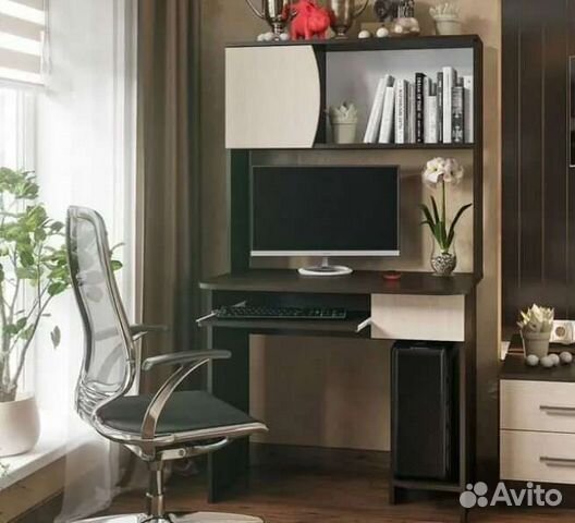 Стол компьютерный №2