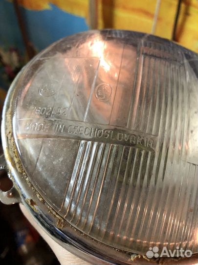 Фара чешская 2106