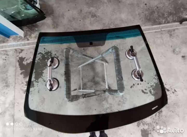 Лобовое стекло Kia Cerato II 2009-2012г