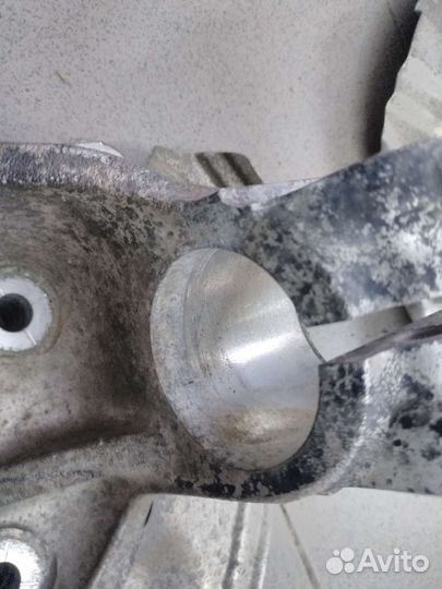 Кулак поворотный bmw e90 бмв е90