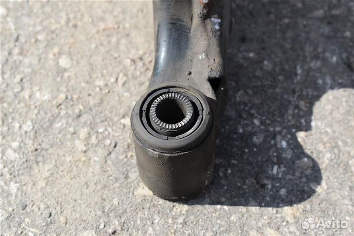 Рычаг передний правый Toyota Corolla Verso 1