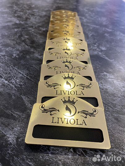 Изготовление табличек и бейджей