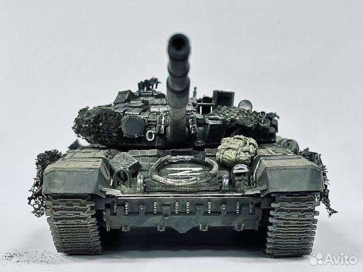 Сборная модель танка Т-72 1/35