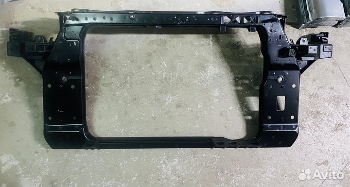 Hyundai передняя панель центр IX35 09