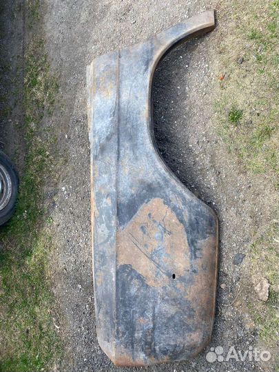 Крыло Волга 24