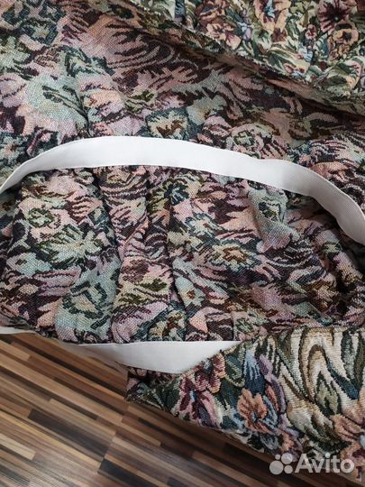 Накидка на кресло гобеленовая