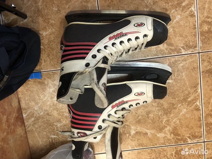 Коньки хоккейные 47 размер