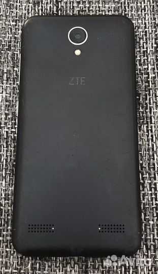 ZTE Blade A520, 2/16 ГБ