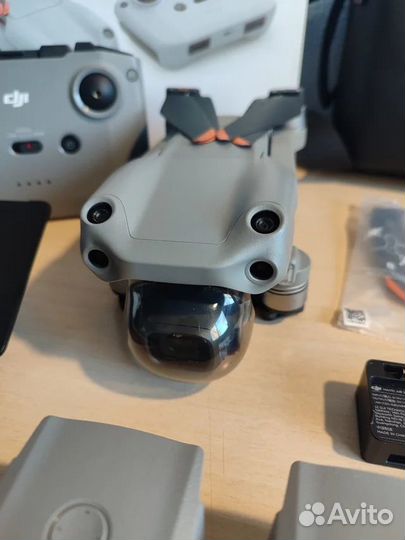 Квадрокоптер DJI Mavic Air2s fly more combo