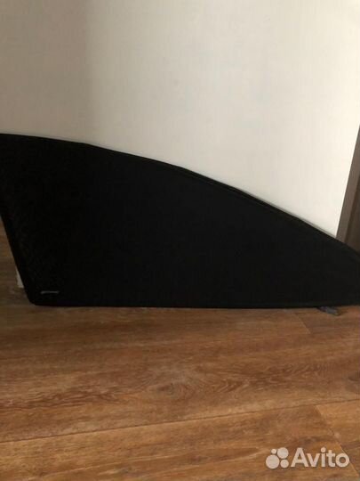 Продам,передние боковые сетки на camry 70