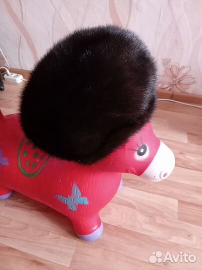 Берет женский норковый