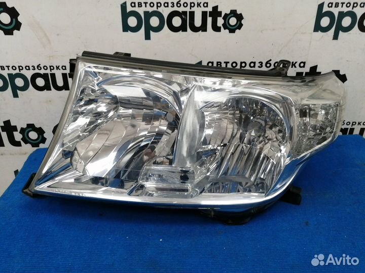 Фара галоген левая 81170-60C51 Toyota Land Cruiser