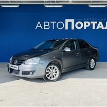 Volkswagen Jetta 1.6 MT, 2008, 213 000 км, с пробегом, цена 639 000 руб.