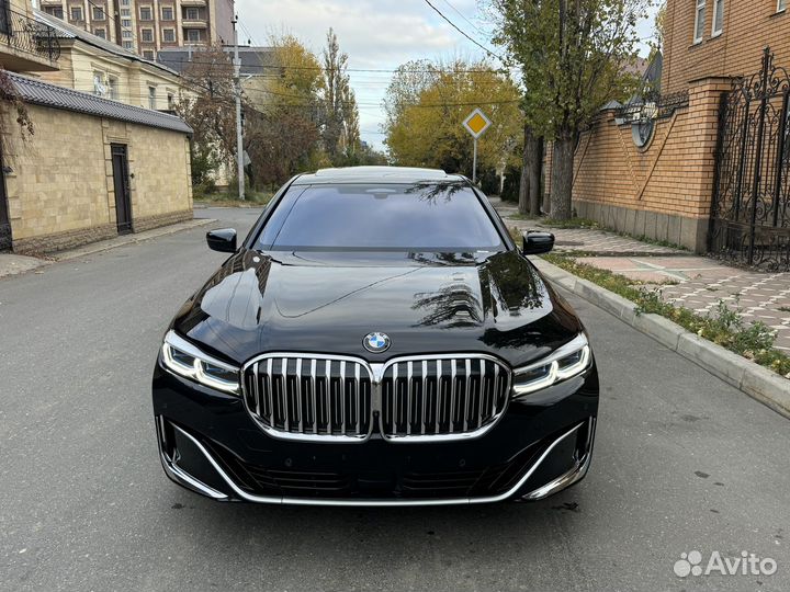 BMW 7 серия 3.0 AT, 2022, 17 000 км