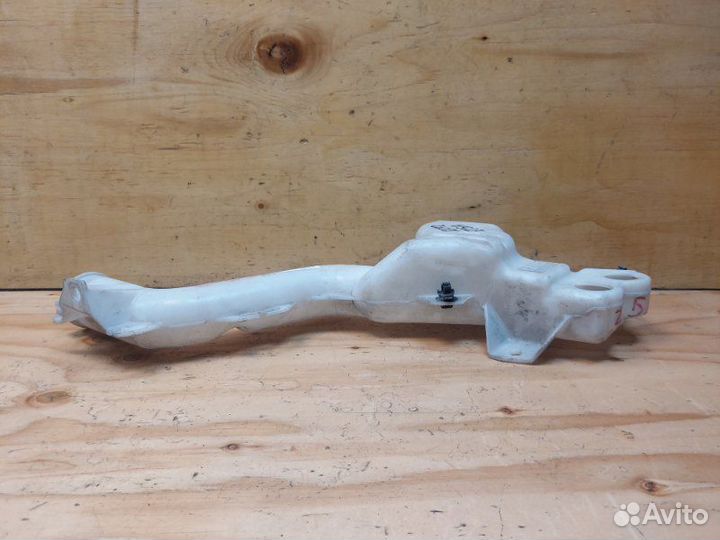 Бачок стеклоомывателя Mitsubishi Colt Z25A 4G15