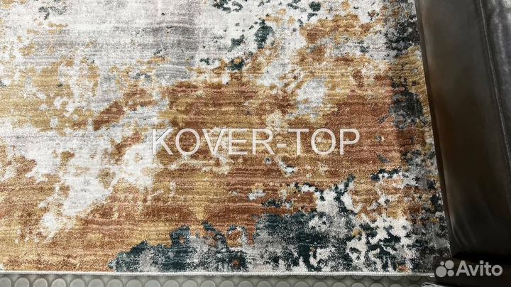 Ковер современный (в профиле большой выблр)