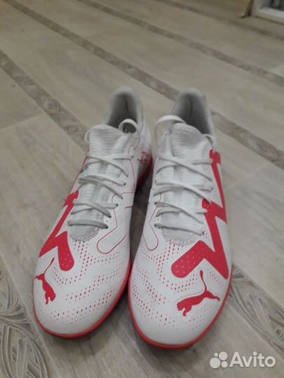 Футбольные бутсы Puma для зала