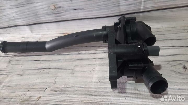 Термостат VAG Поло Рапид Джетта Polo Rapid