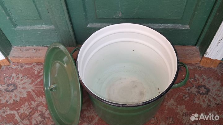 Кастрюли и ёмкости