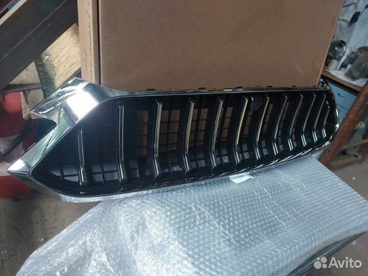 Решетка радиатора Jac J7