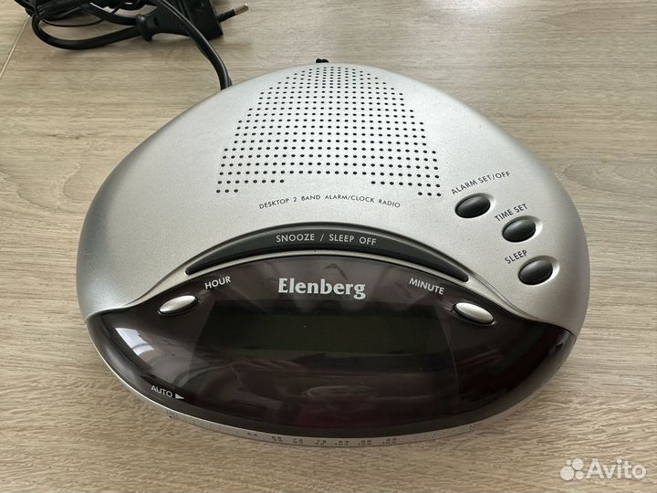 Часы будильник с радио