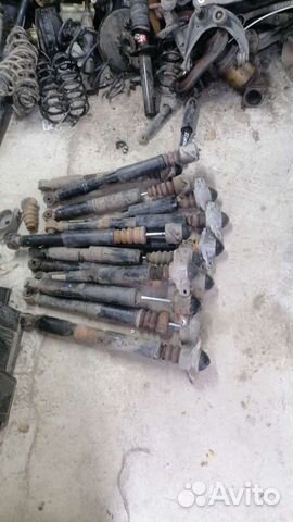 Задний амортизатор Фольксваген Пассат Б6