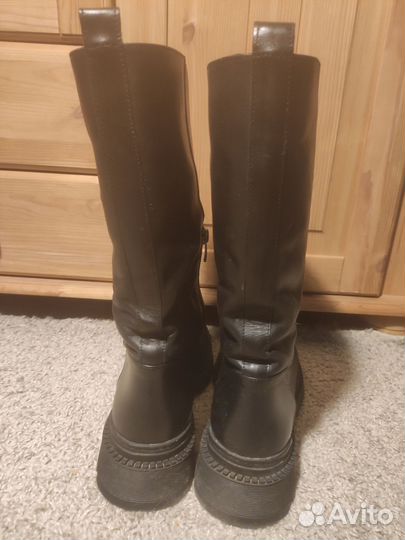 Сапоги женские кожаные демисезонные 39 размер