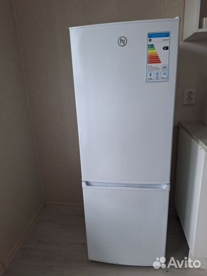 Холодильник Hi новый